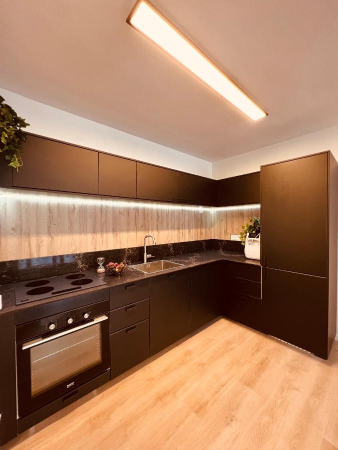 Bat Yam Apartment Exterior photo