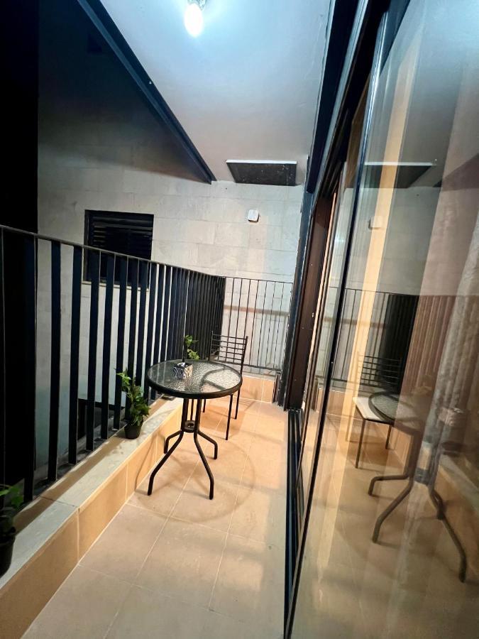 Bat Yam Apartment Exterior photo